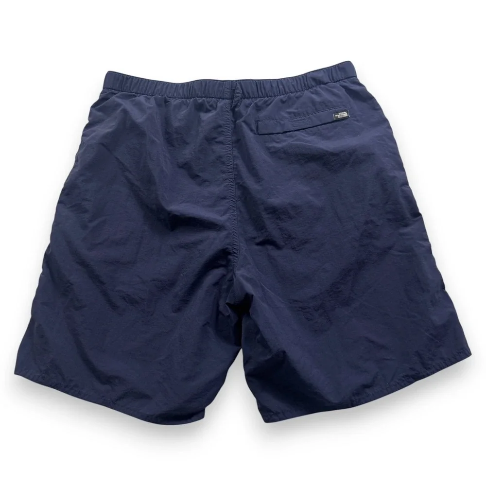 The North Face Mens Class V Belted Hiking Shorts Navy Blue Nylon M Long V608546